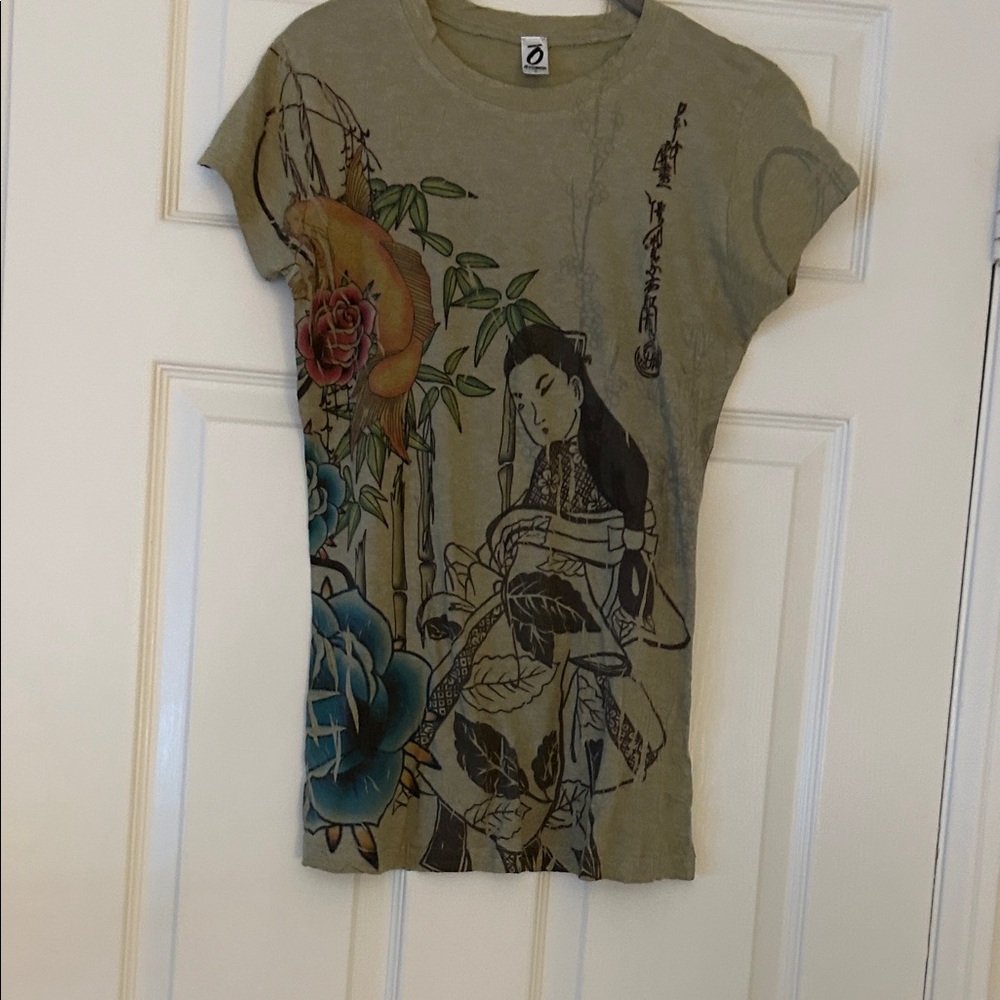 Short sleeve top